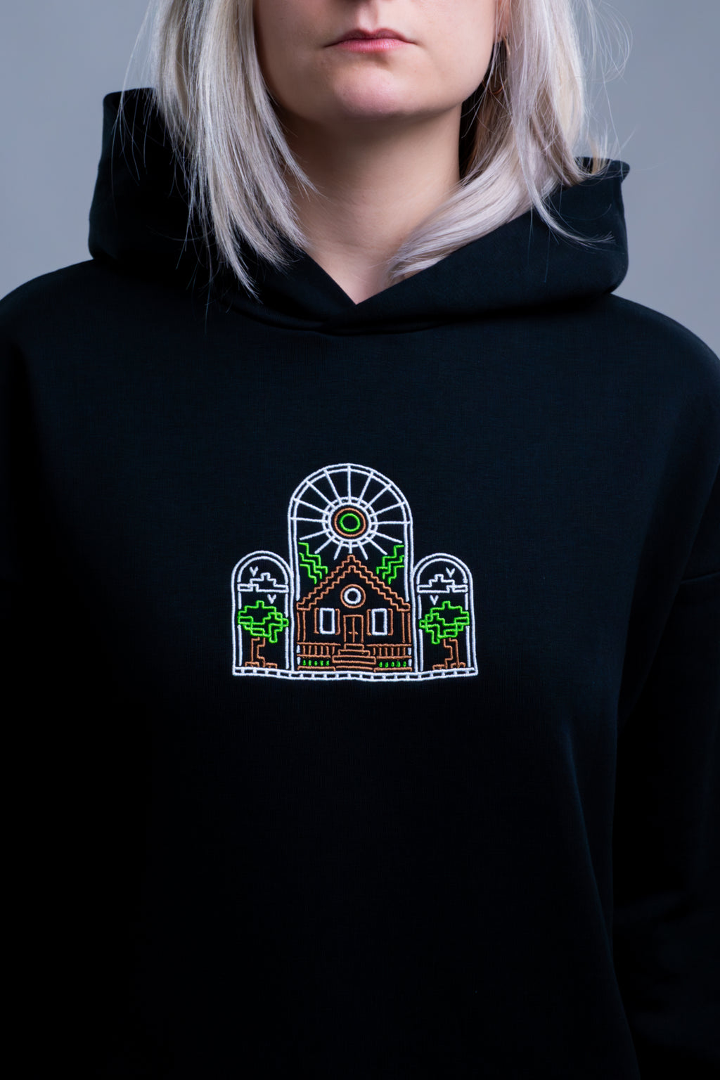 VILLAGER'S HOUSE HOODIE